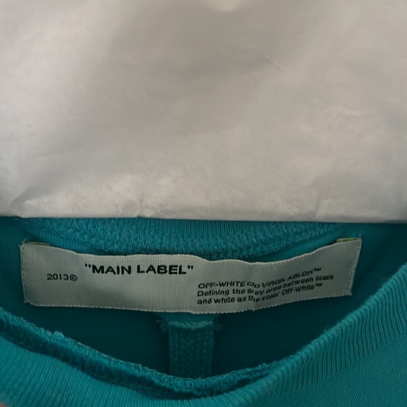 Off white tee - Picture 2 of 4